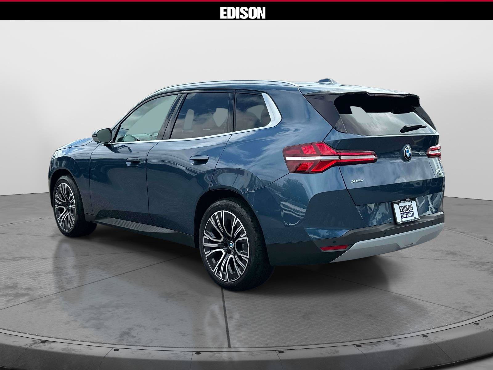 Used 2026 BMW X3 xDrive30i w/ Convenience Package AWD/4WD image 5