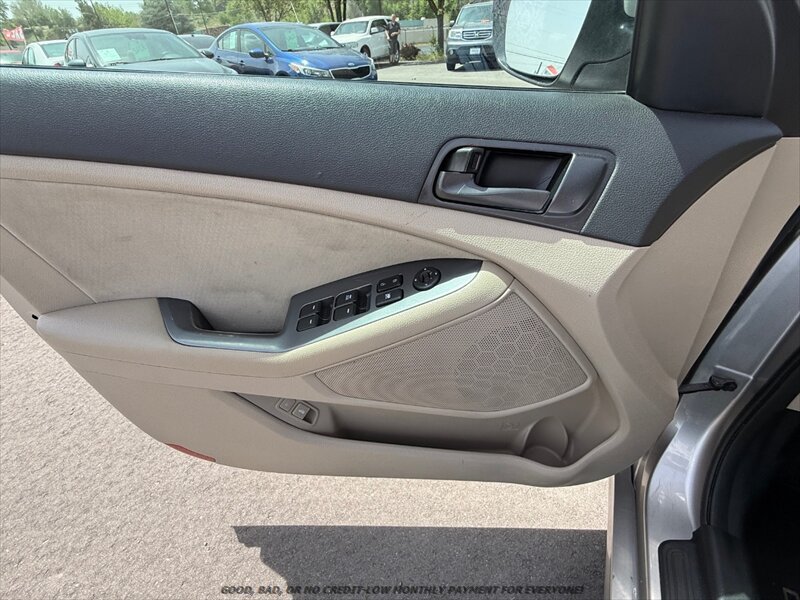 Used 2015 Kia Optima LX w/ Paint Protection Film Package FWD image 22
