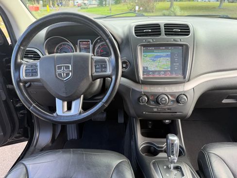 Used 2020 Dodge Journey Crossroad w/ Popular Equipment Group image 10