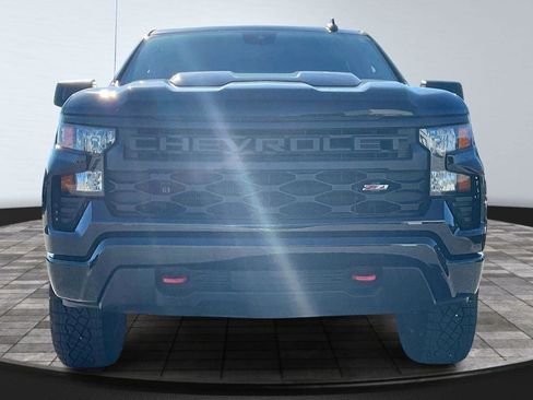 Certified 2025 Chevrolet Silverado 1500 Custom Trail Boss image 2