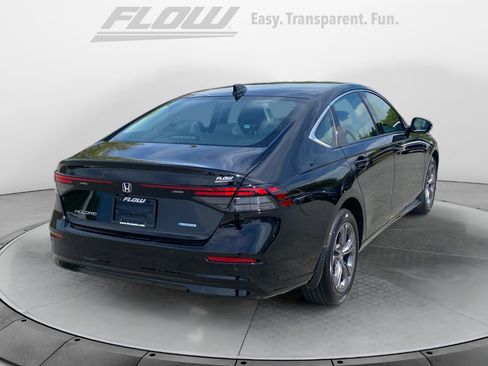 Certified 2025 Honda Accord EX-L image 9