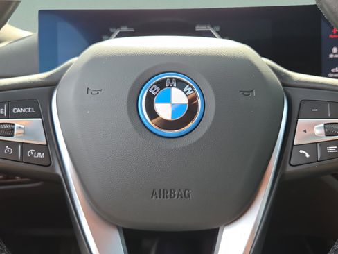 Used 2024 BMW i4 eDrive35 w/ Convenience Package RWD image 28