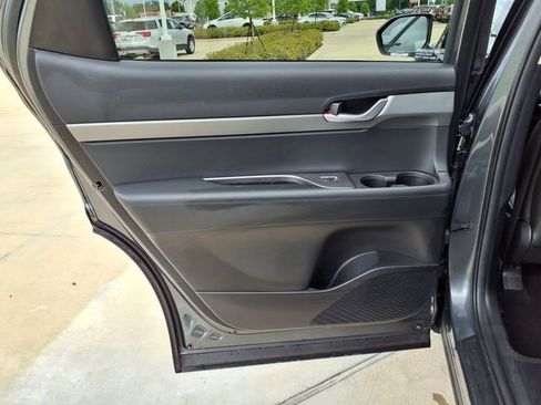Used 2025 Hyundai Palisade SEL FWD image 18