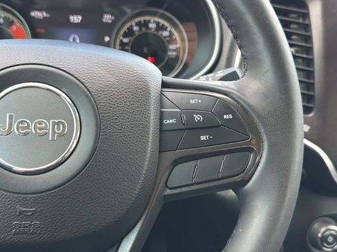 Used 2022 Jeep Cherokee Trailhawk w/ Sun, Sound & Nav Group AWD/4WD image 21