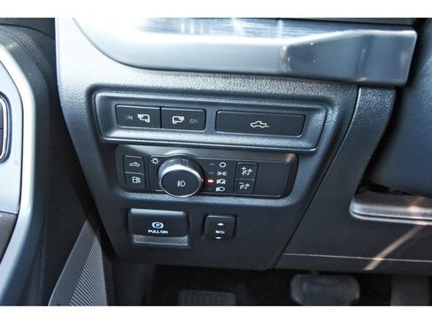 Used 2021 Ford F150 Lariat w/ Equipment Group 502A High image 22