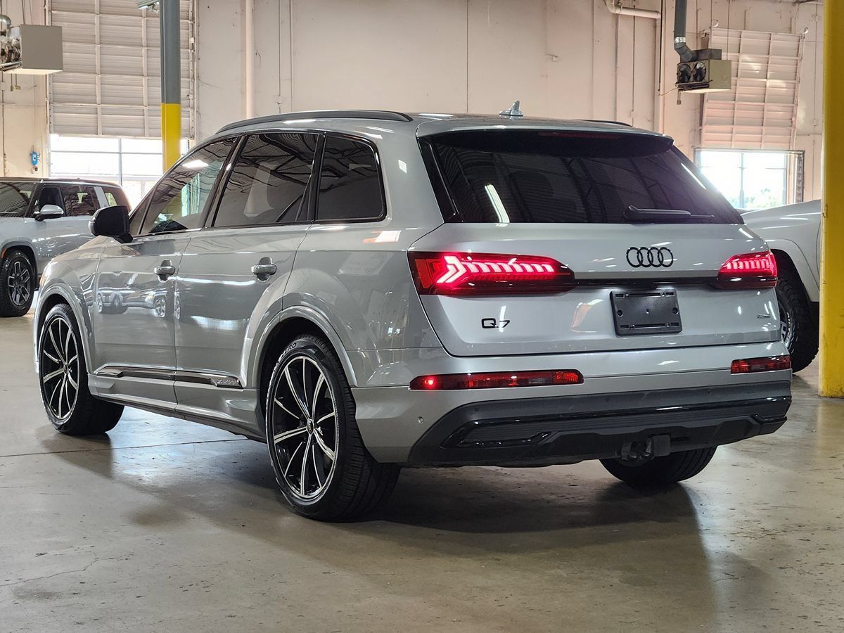 Used 2023 Audi Q7 3.0T Prestige AWD/4WD image 10