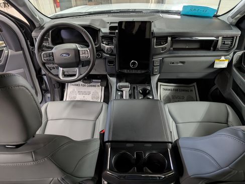 New 2025 Ford F150 Lightning Flash AWD/4WD image 9