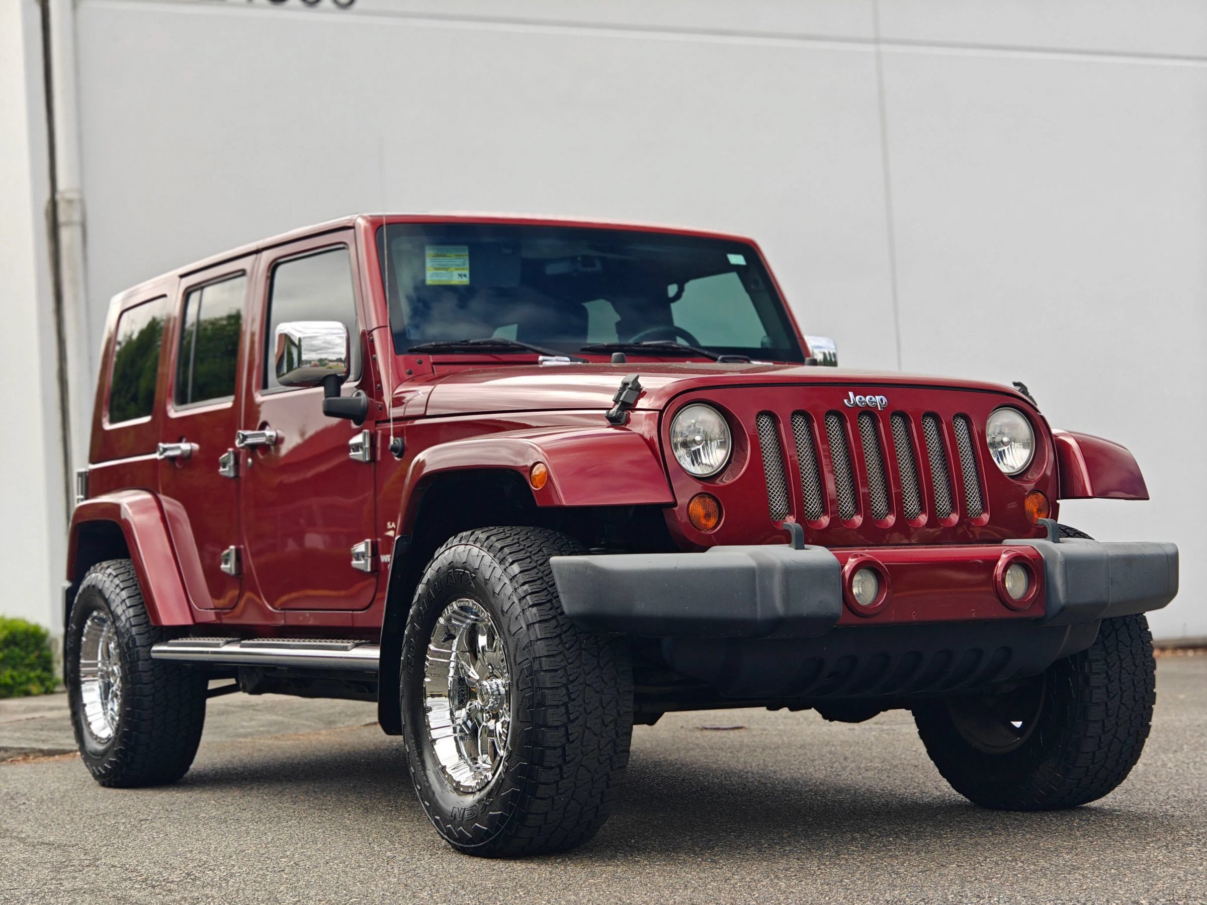 Used 2009 Jeep Wrangler Unlimited Sahara w/ Trailer Tow Group AWD/4WD image 1
