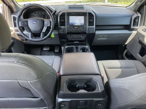 Used 2019 Ford F150 XLT w/ Equipment Group 302A Luxury AWD/4WD image 11