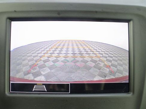 Used 2024 Chevrolet Equinox LT image 3