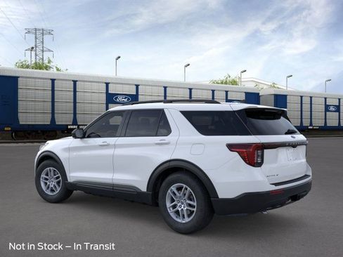 New 2026 Ford Explorer Active image 5