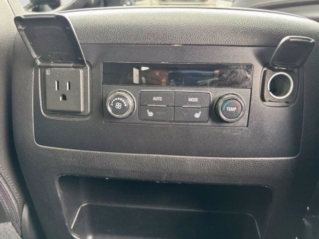 Used 2017 GMC Yukon Denali AWD/4WD image 30