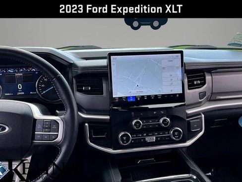 Used 2023 Ford Expedition XLT AWD/4WD image 11
