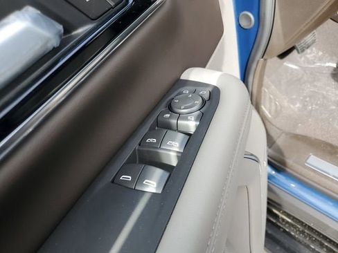 New 2026 GMC Yukon Elevation w/ Elevation Premium Package image 18