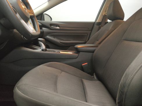 Used 2022 Nissan Altima 2.5 S FWD image 17