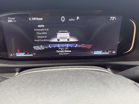 Used 2024 Jeep Wagoneer Series II image 13