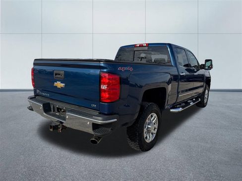 Used 2015 Chevrolet Silverado 2500 LTZ image 5