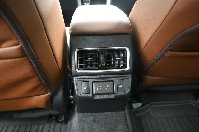 Used 2019 Subaru Outback 3.6R Touring w/ Popular Package #3A AWD/4WD image 24