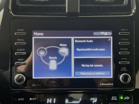 Used 2022 Toyota Prius L Eco image 27