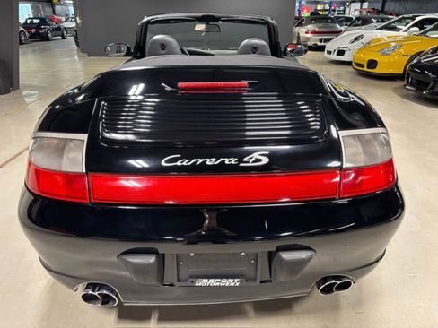 Used 2004 Porsche 911 Carrera 4S AWD/4WD image 7