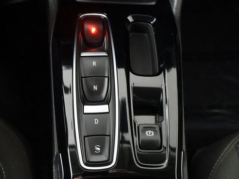 Used 2022 Chevrolet Bolt EUV LT w/ Comfort Package image 44