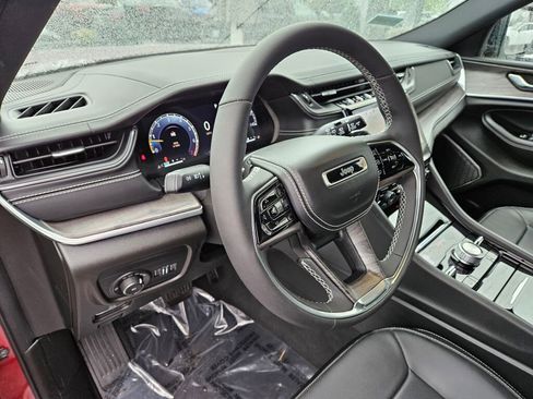 Used 2023 Jeep Grand Cherokee L Overland AWD/4WD image 21