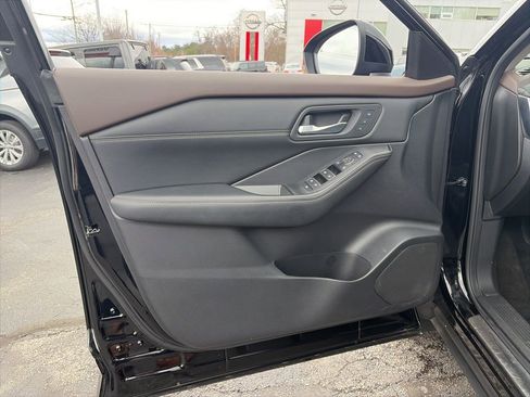 Certified 2023 Nissan Rogue SL image 19