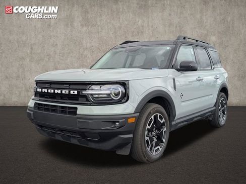 Used 2023 Ford Bronco Sport Outer Banks AWD/4WD image 3