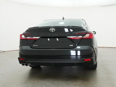 New 2026 Toyota Camry SE w/ Convenience Package FWD image 23