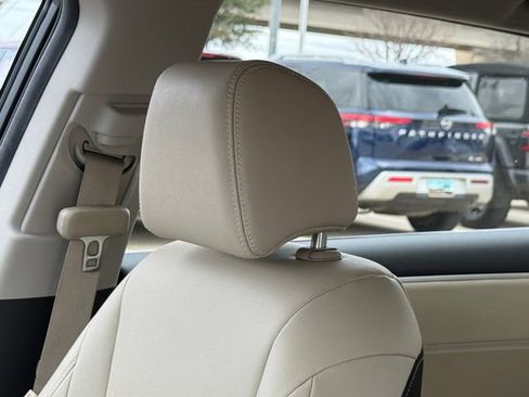 Used 2019 Honda Clarity Plug-In Hybrid image 14