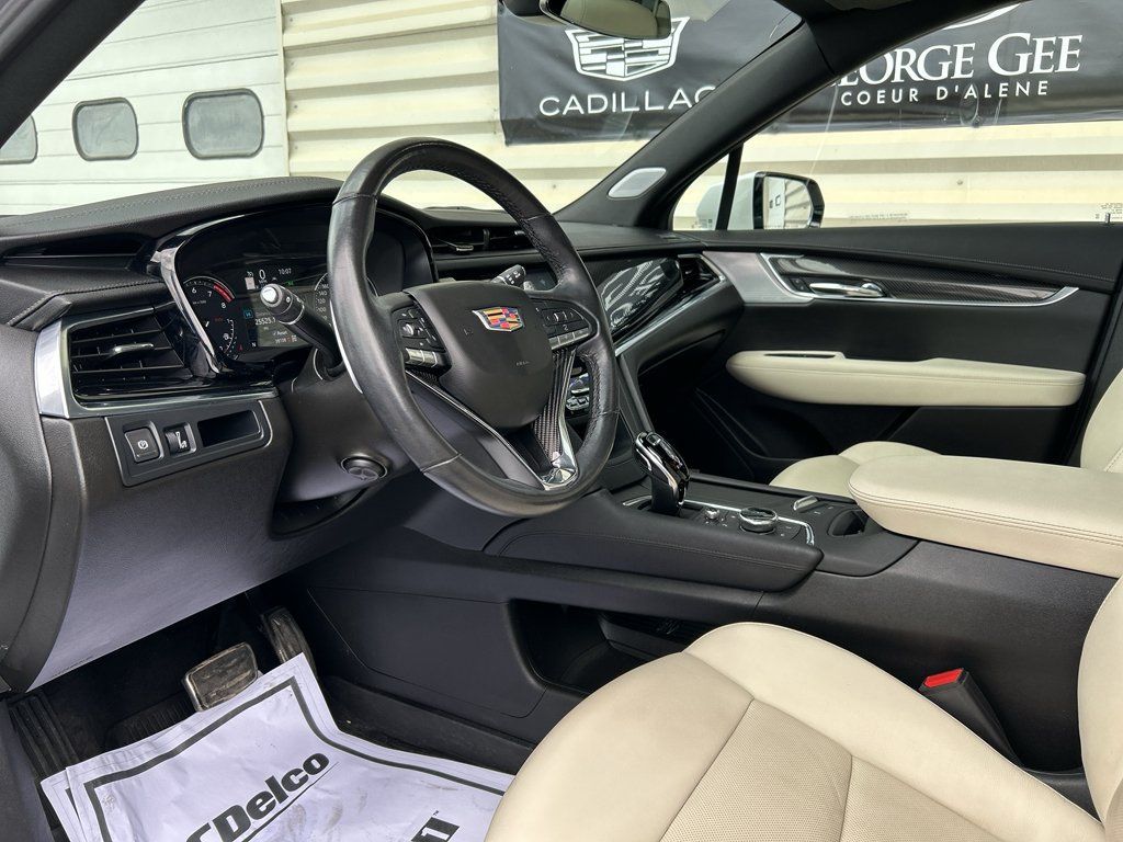 Used 2023 Cadillac XT6 Sport AWD/4WD image 10