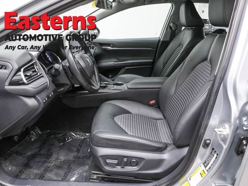 Used 2024 Toyota Camry SE image 14