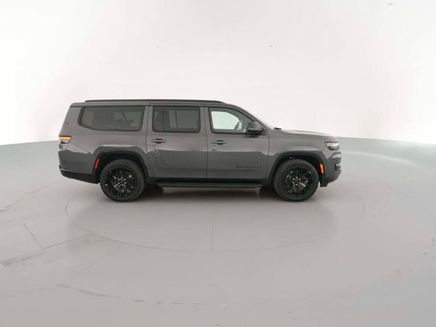 New 2025 Jeep Wagoneer L Series II w/ Premium Group I image 14