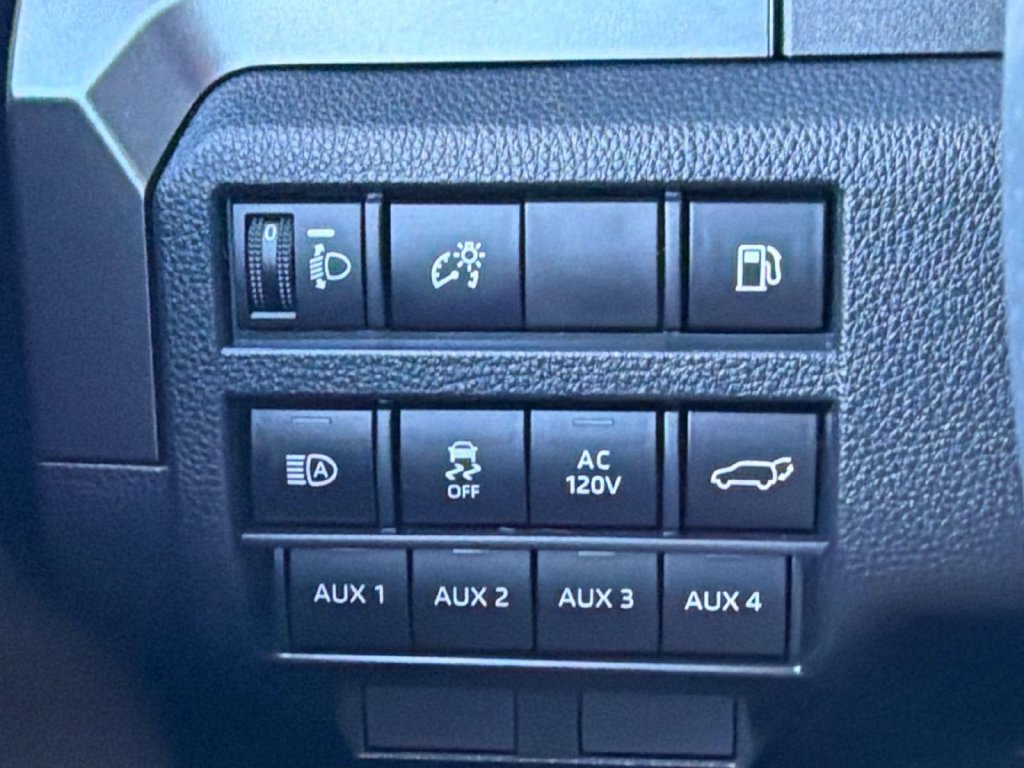 Certified 2025 Toyota 4Runner TRD Off-Road Premium AWD/4WD image 24