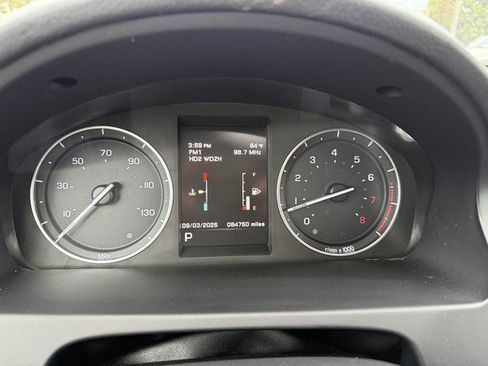 Used 2015 Land Rover LR2 AWD/4WD image 21