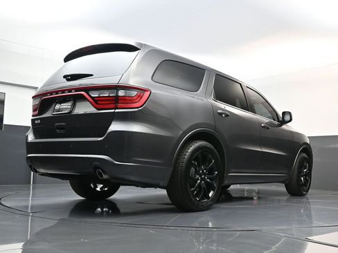 Used 2019 Dodge Durango SXT image 25