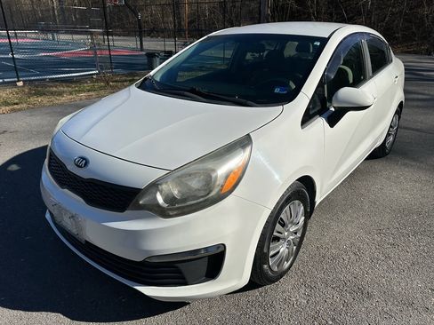 Used 2017 Kia Rio LX image 8