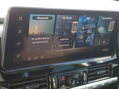 New 2026 Nissan Pathfinder SV image 28