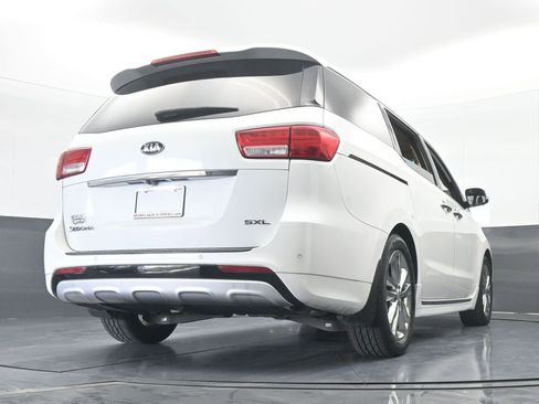 Used 2016 Kia Sedona SX Limited image 75