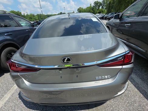 Used 2019 Lexus ES 350 w/ Accessory Package FWD image 4
