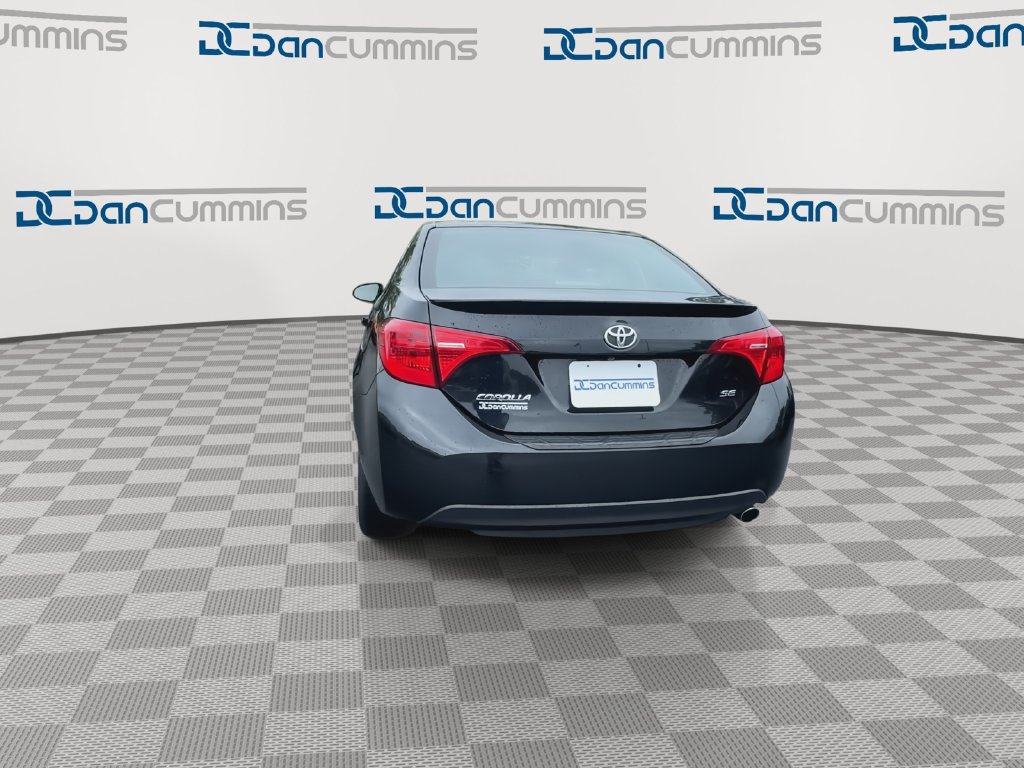 Used 2017 Toyota Corolla SE w/ Carpet Mat Package (TMS) FWD image 7
