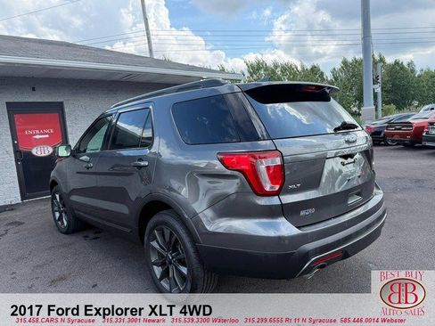 Used 2017 Ford Explorer XLT w/ Equipment Group 202A AWD/4WD image 5