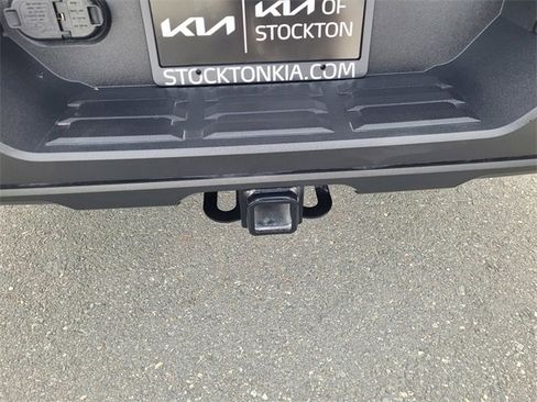 Used 2023 Toyota Tundra Platinum image 6