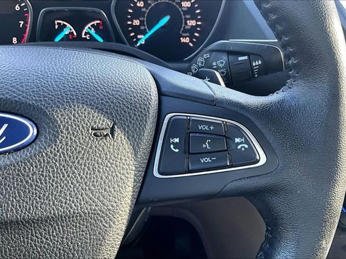 Used 2017 Ford Escape Titanium FWD image 19