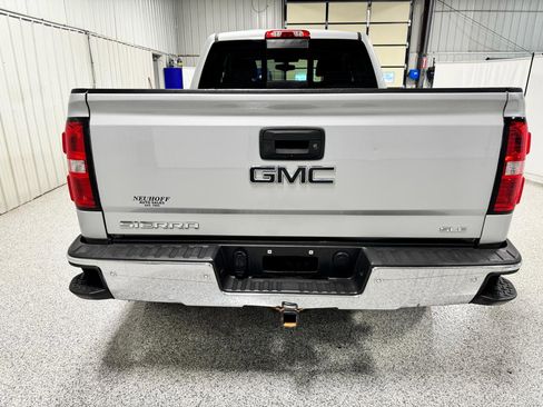 Used 2018 GMC Sierra 1500 SLE w/ SLE Value Package AWD/4WD image 7