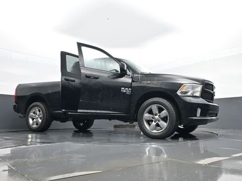 Used 2019 RAM 1500 Express w/ Express Value Package image 29