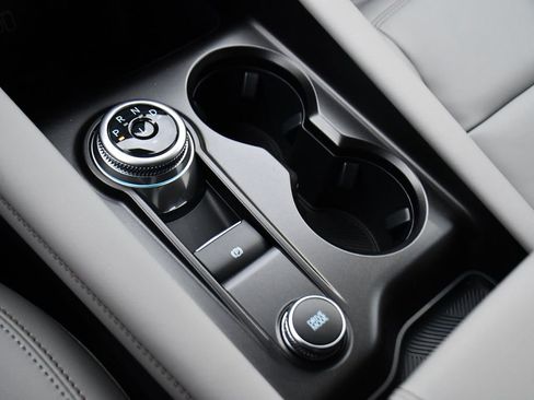 Used 2026 Ford Explorer Active w/ Active Comfort Package image 33