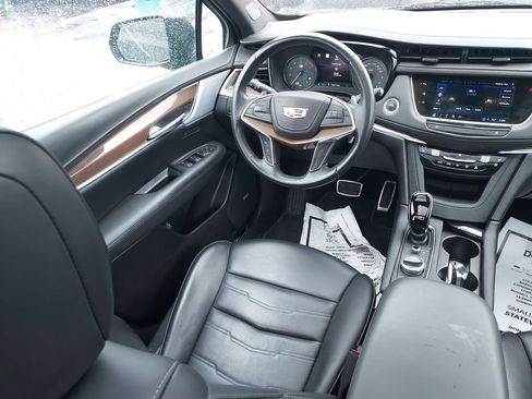 Used 2024 Cadillac XT5 Sportv w/ LPO, Red Accent Package AWD/4WD image 15