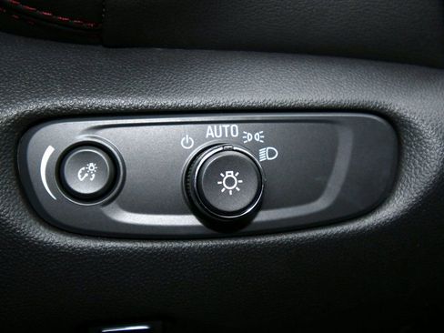 Used 2024 Chevrolet Blazer RS w/ Driver Confidence II Package image 40