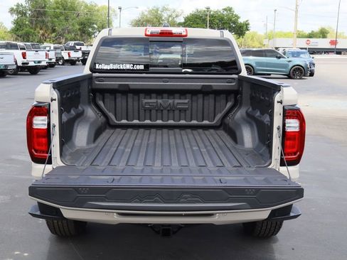New 2026 GMC Canyon AT4 AWD/4WD image 7